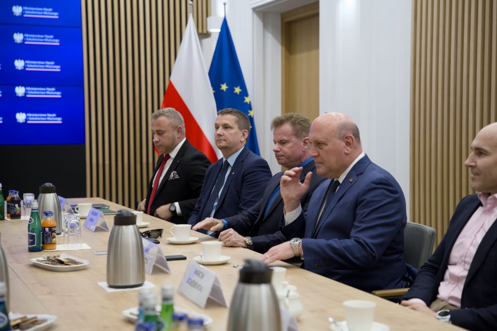 Uczestnicy spotkania nt. współpracy SGGW z uczelniami amerykańskimi i ośrodkami badawczo-rozwojowymi w USA
