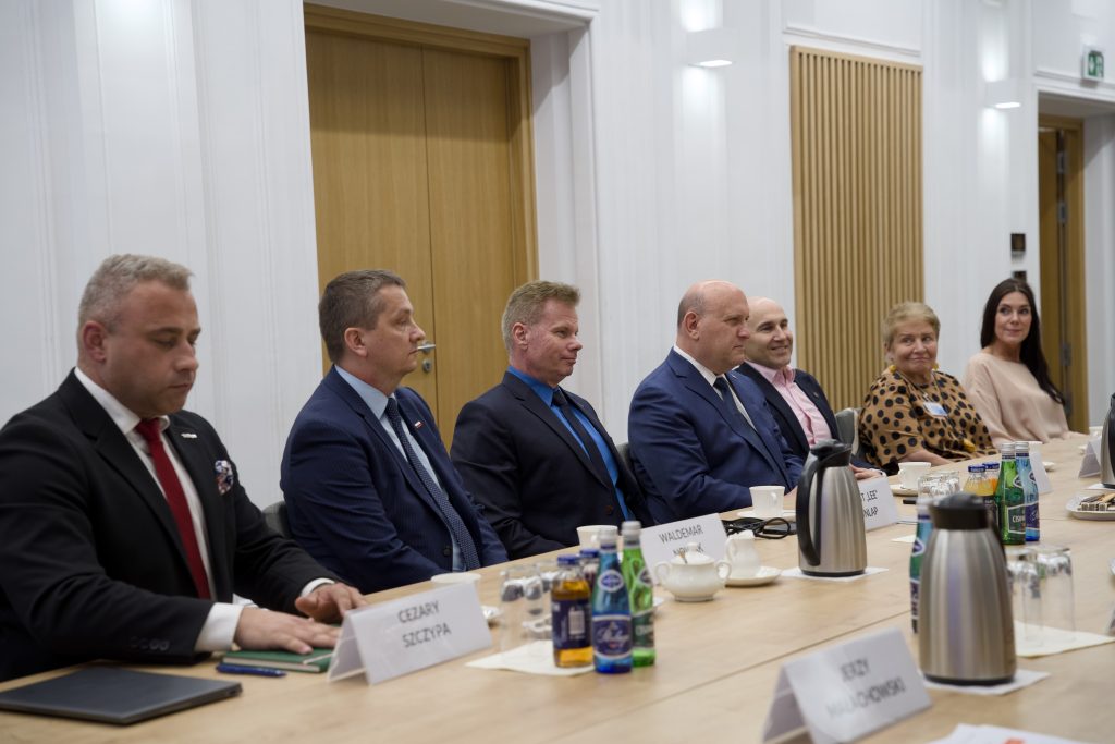 Uczestnicy spotkania nt. współpracy SGGW z uczelniami amerykańskimi i ośrodkami badawczo-rozwojowymi w USA